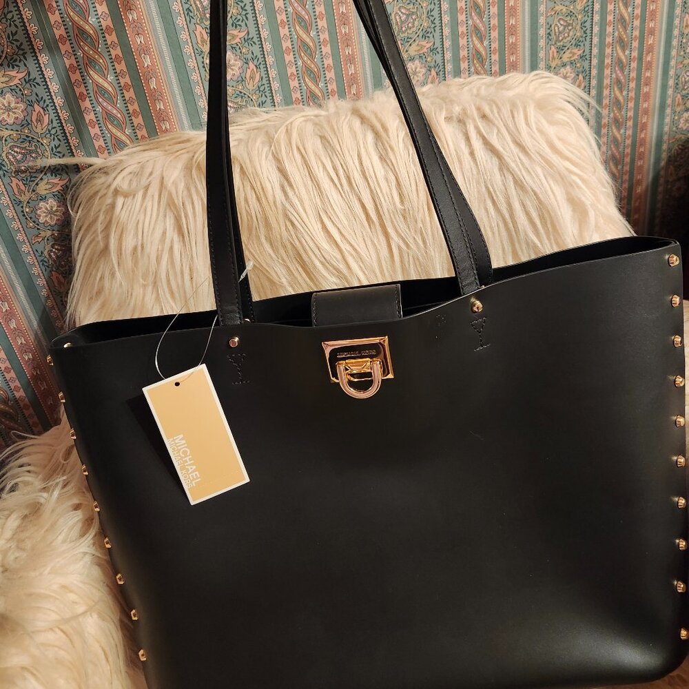Michael Kors Black Manhattan Tote